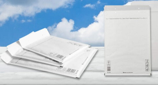 FSC Witte luchtkussen envelop A -11 tearstrip, Binnen maat in MM: 100 x 165, is brievenbus geschikt